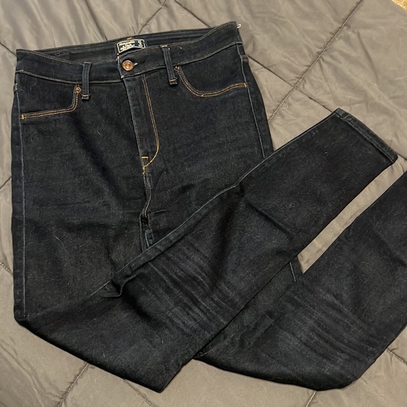 A&F Womens Jegging Jean - dark wash - Picture 2 of 4